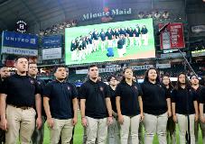 THS Choir at the Astros Game